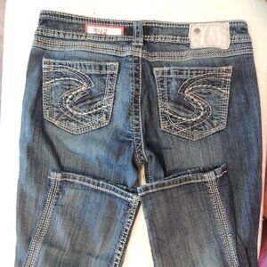 Silver Twisted Capri Jeans Size 28